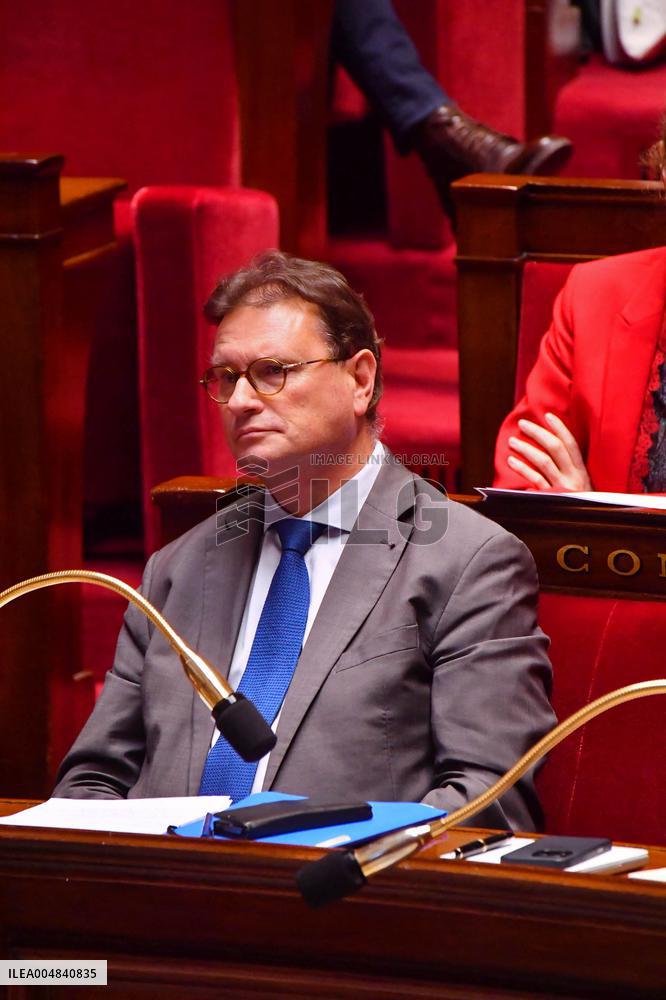 Debate and Vote To Postpone The Renewal Of Congress Members of New Caledonia - Paris