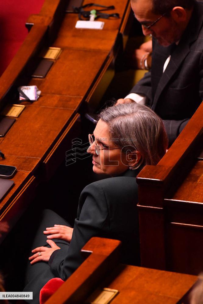 Debate and Vote To Postpone The Renewal Of Congress Members of New Caledonia - Paris