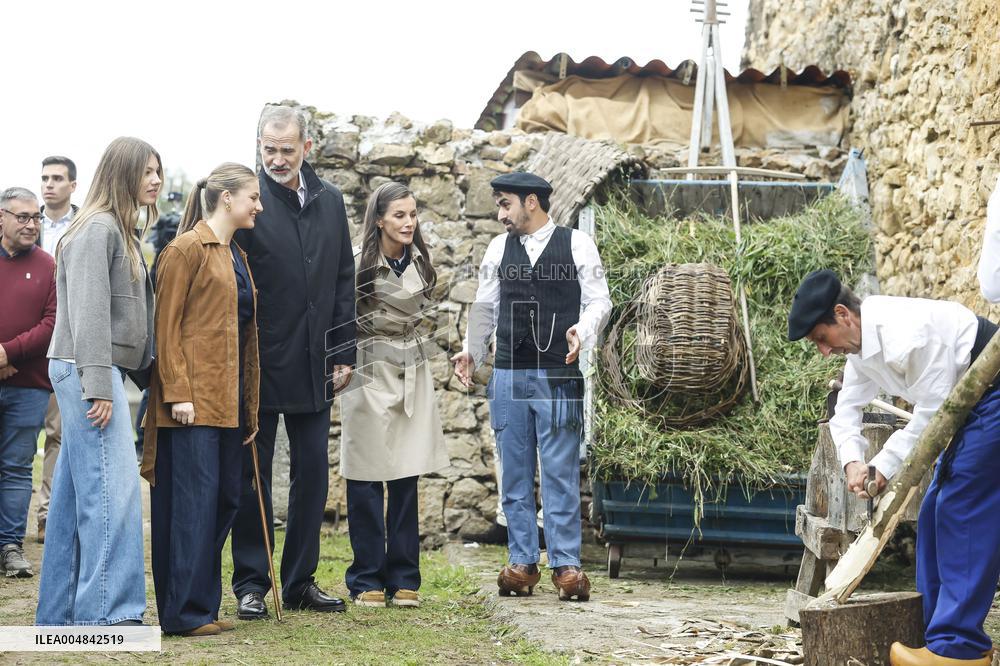 Spanish Royals Visit Valdesoto,  Exemplary Town of Asturias Award 2025 - Spain