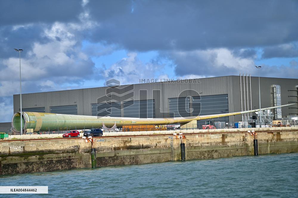 Illustrations Le Havre view from the coast