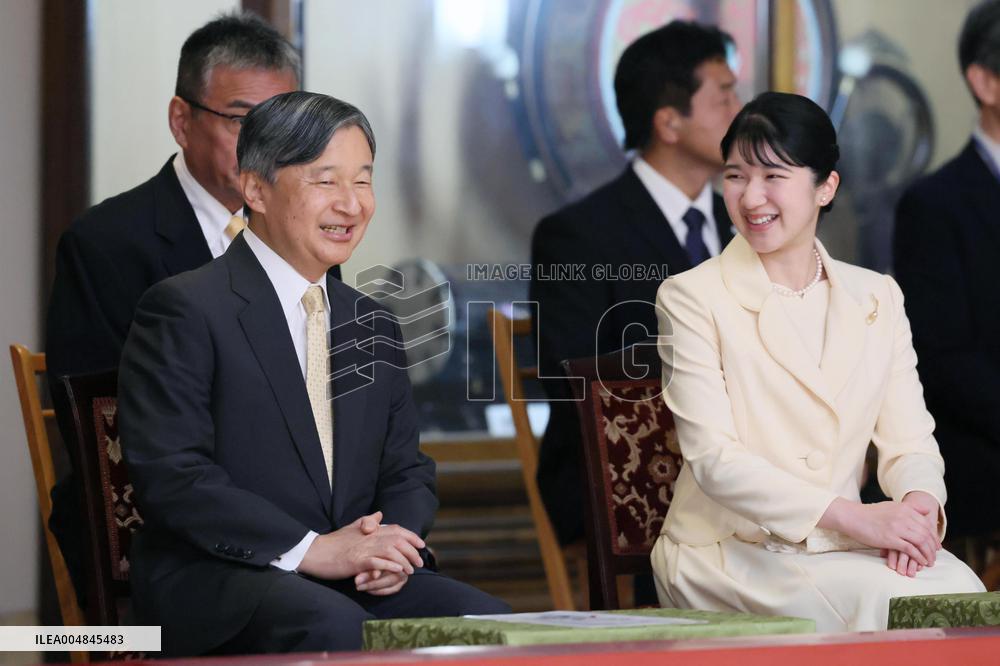 Japan emperor at gagaku concert