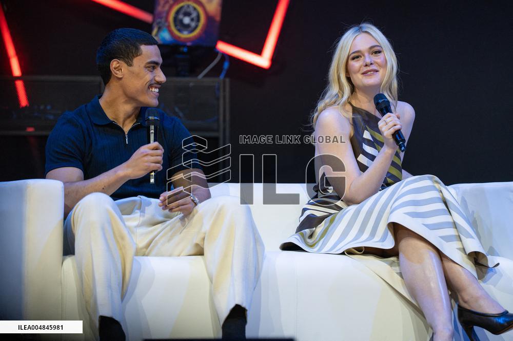 Elle Fanning At MCM Comic Con London Panel - London