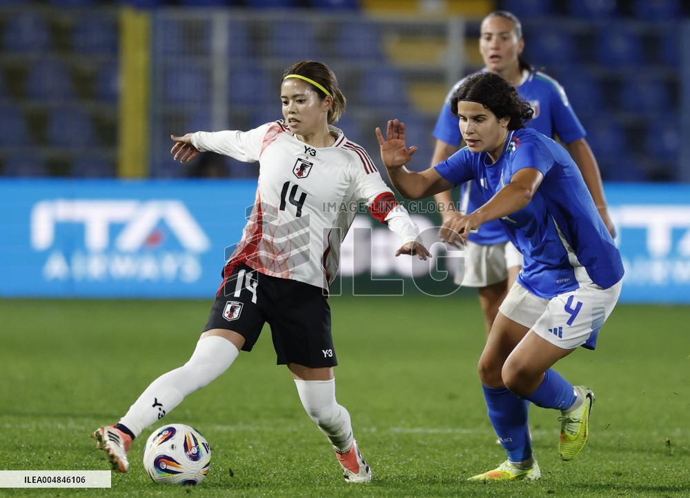 Football: Friendly between Japan and Italy
