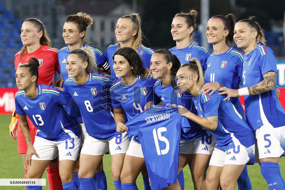 Football: Friendly between Japan and Italy