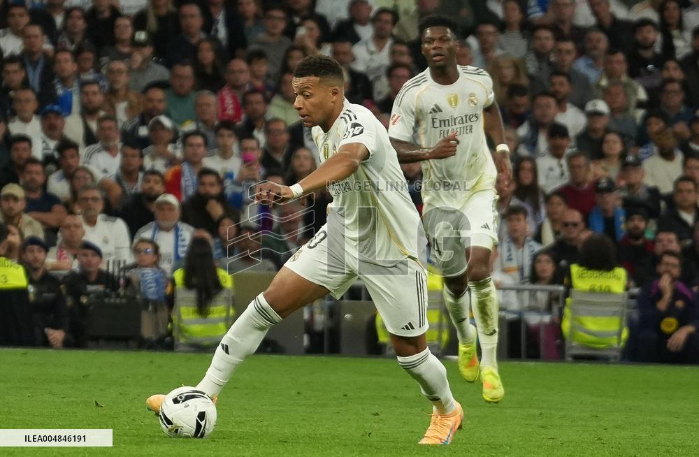 La Liga - Real Madrid CF v FC Barcelona