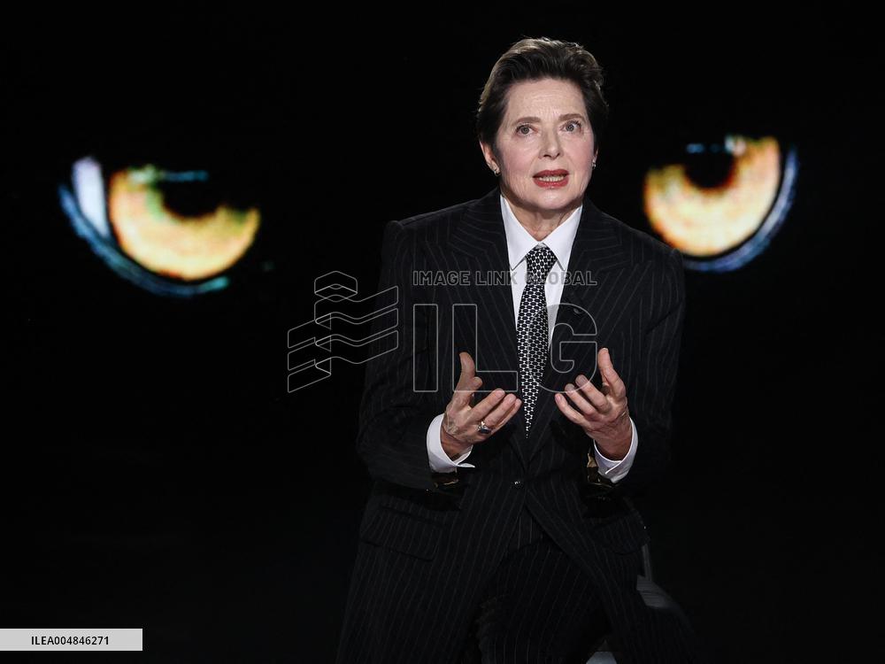 Isabella Rossellini At Belve TV Show - Rome