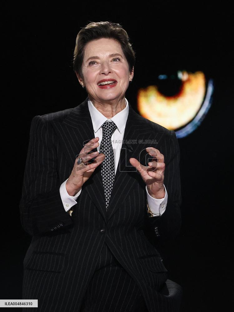 Isabella Rossellini At Belve TV Show - Rome