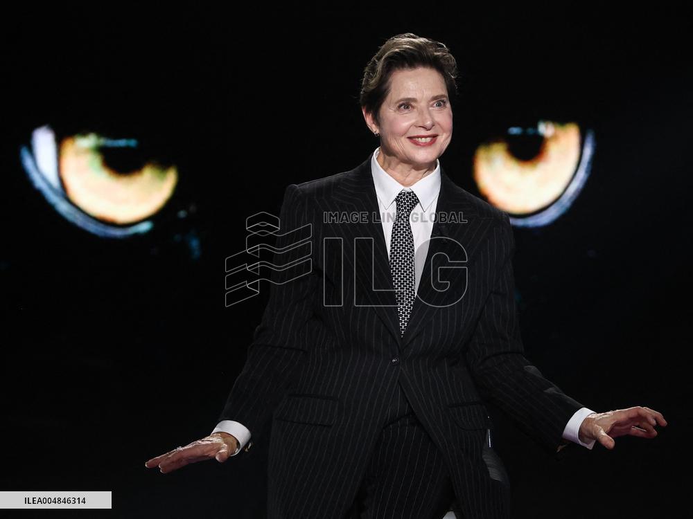 Isabella Rossellini At Belve TV Show - Rome