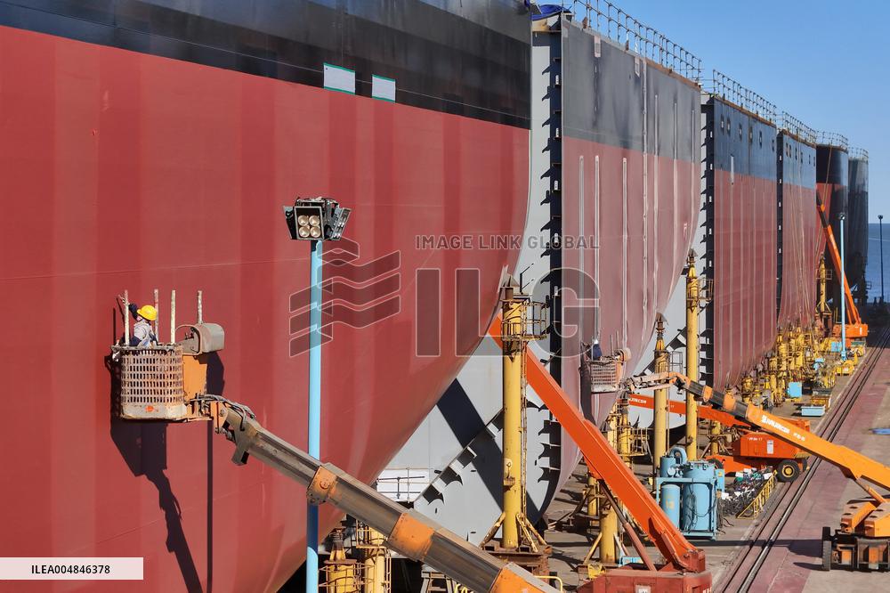 Large Vessel Construction