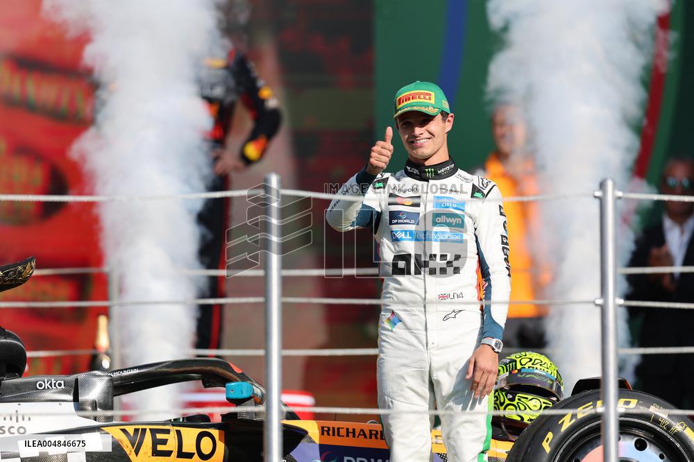 Awarding Ceremony for the F1 Mexico Grand Prix - Mexico City