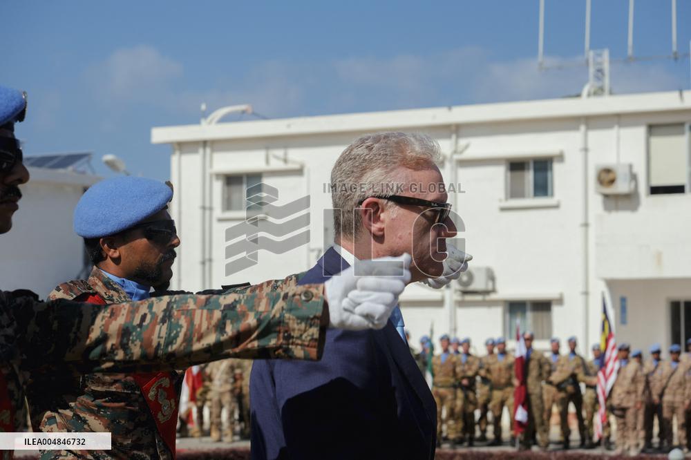 Lebanese FM Tours UNIFIL HQ