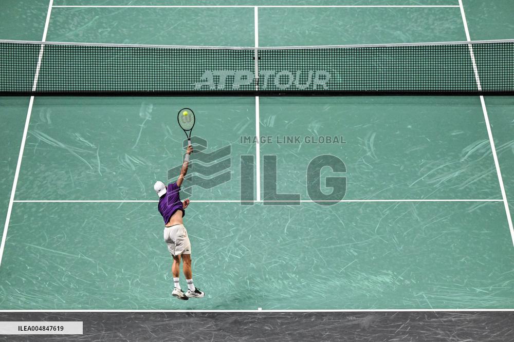 Giovanni Mpetshi Perricard vs Grigor Dimitrov at Rolex Paris Masters 2025 in Paris FA