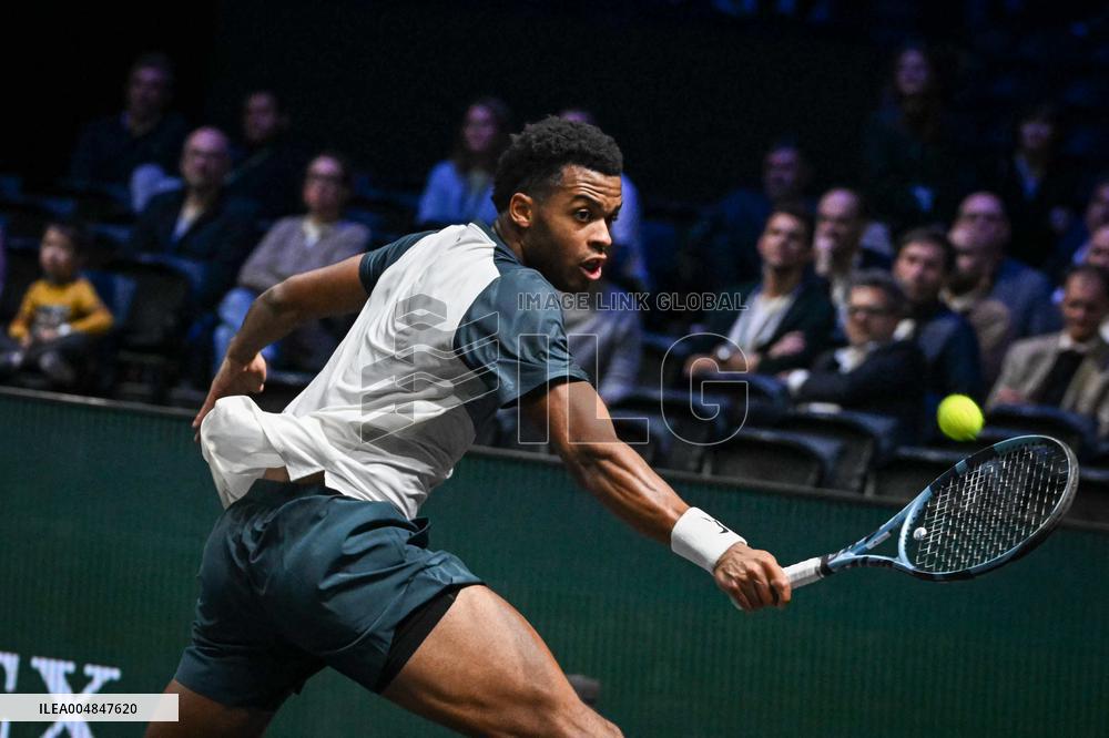 Giovanni Mpetshi Perricard vs Grigor Dimitrov at Rolex Paris Masters 2025 in Paris FA