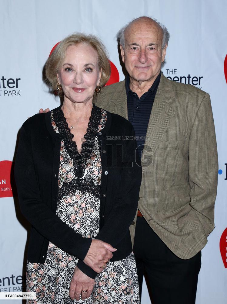 Staged Reading of 'Hold On To Me Darling'