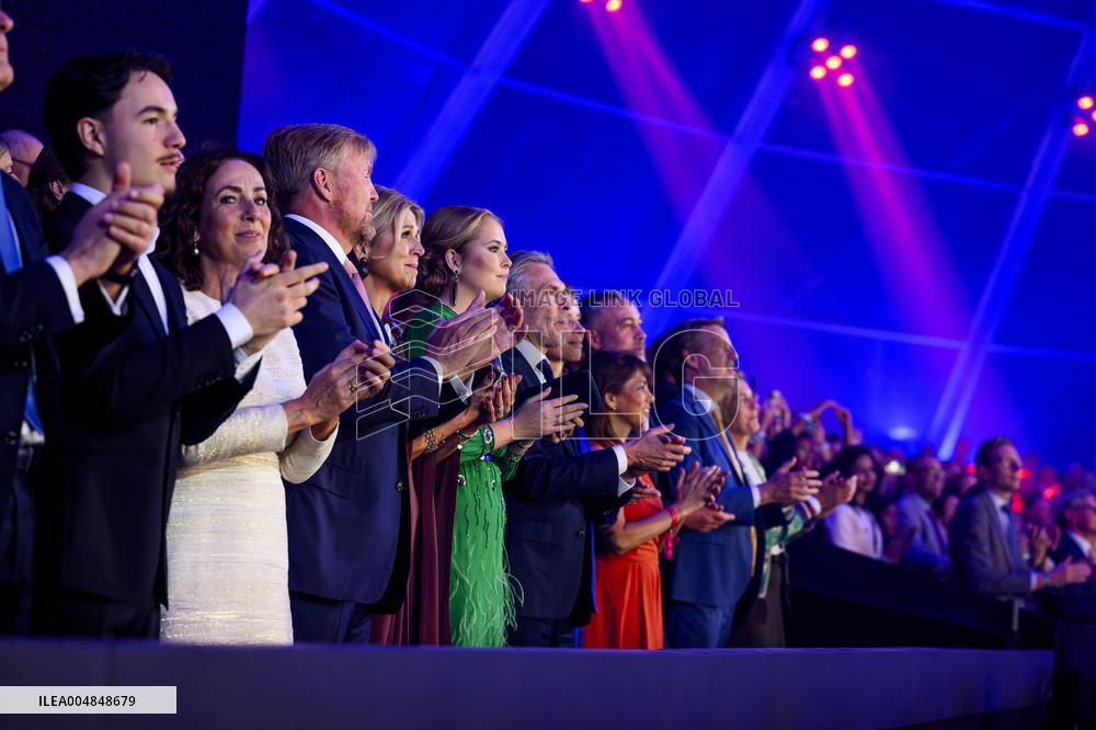 Royals At Amsterdam 750th Anniversary - Amsterdam