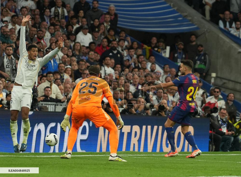 La Liga - Real Madrid CF v FC Barcelona