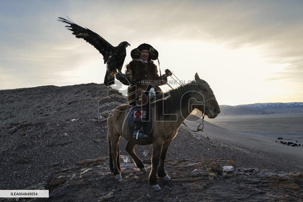 Kazakh Eagle Hunters Preserve Ancient Tradition - Mongolia