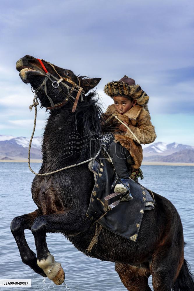 Kazakh Eagle Hunters Preserve Ancient Tradition - Mongolia