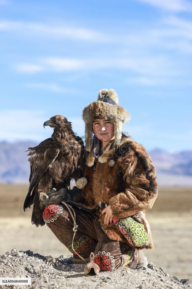 Kazakh Eagle Hunters Preserve Ancient Tradition - Mongolia
