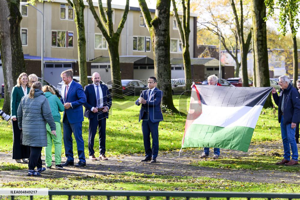 King Willem-Alexander Visits Interchurch Diaconal Consultation - Lelystad