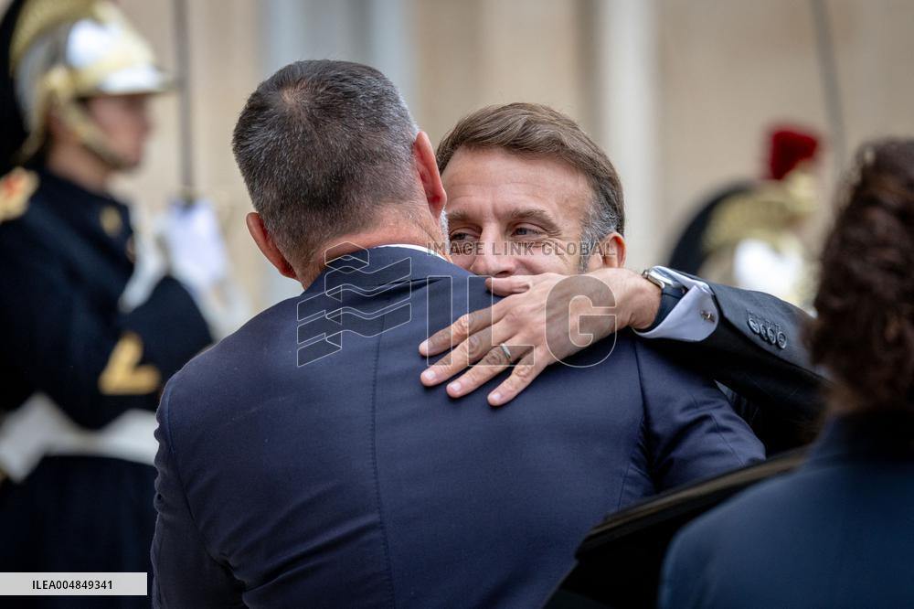 Emmanuel Macron welcomes Prince Rahim al-Hussaini, Aga Khan V at the Elysee Palace - Paris AJ