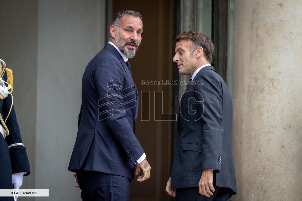 Emmanuel Macron welcomes Prince Rahim al-Hussaini, Aga Khan V at the Elysee Palace - Paris AJ