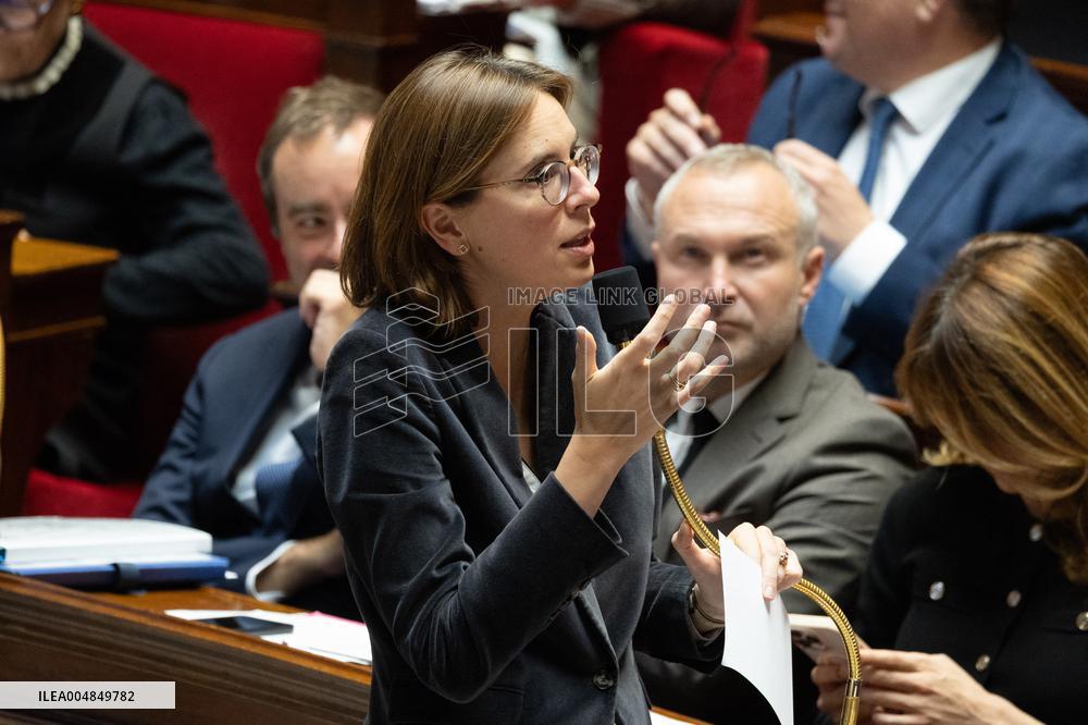 Questions to the government at the National Assembly - Paris