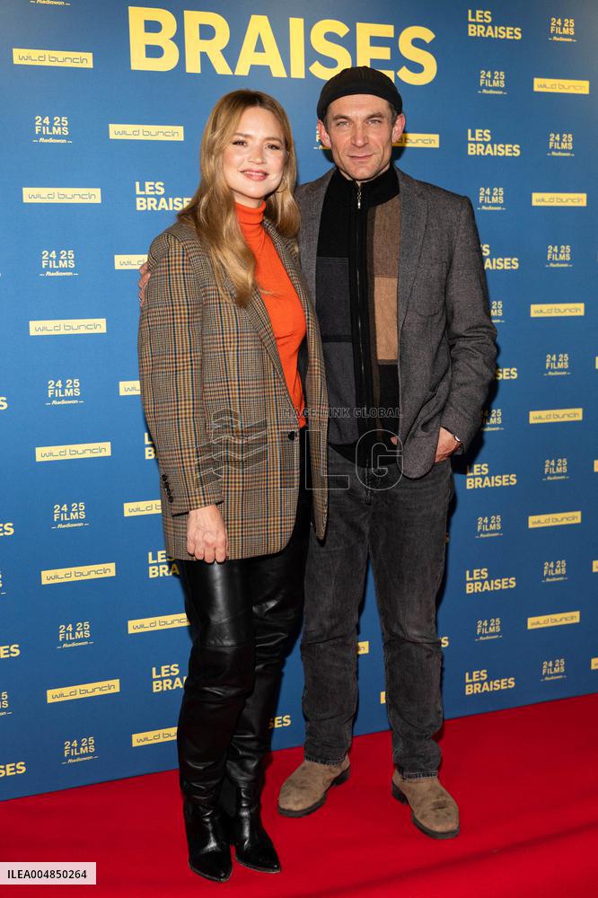 Les Braises Premiere