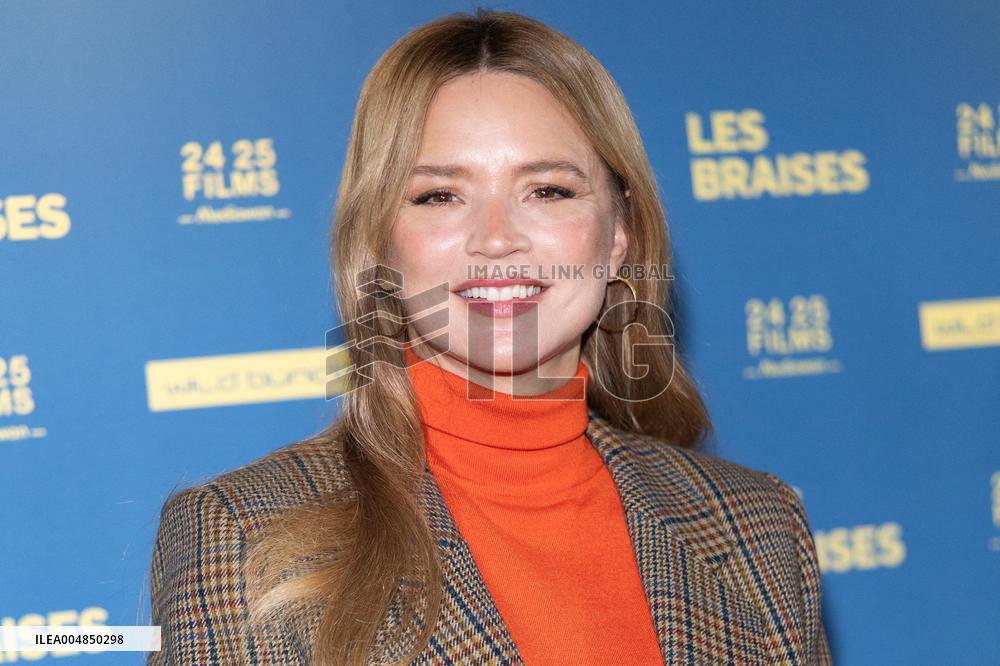 Les Braises Premiere