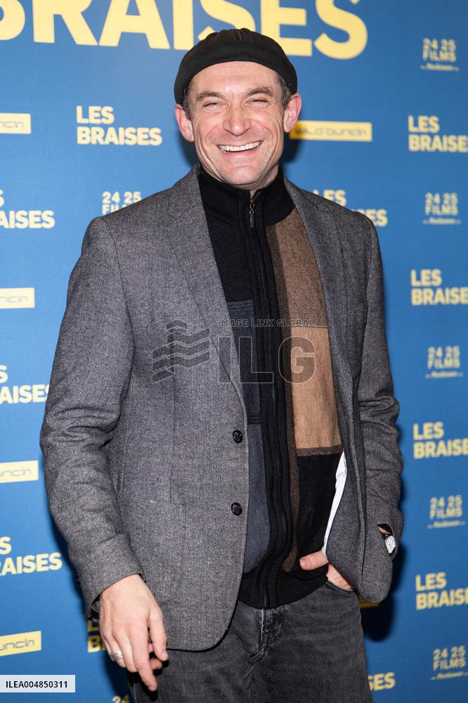 Les Braises Premiere