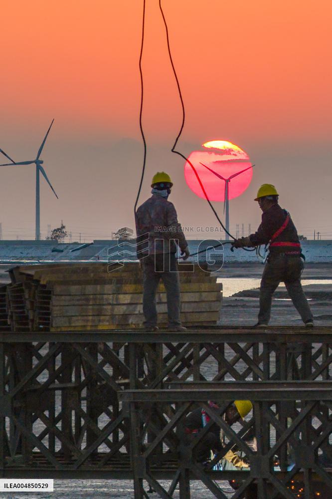 Large-scale Coal-fired Power Projects Construction