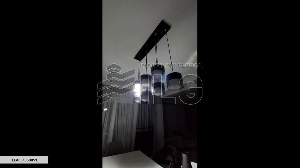 Turkey: Ceiling Lights Shake After M6.0 Earthquake in Balikesir 2