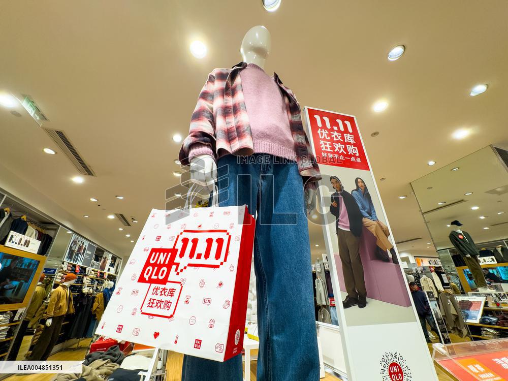 Uniqlo Double 11 Shopping Carnival