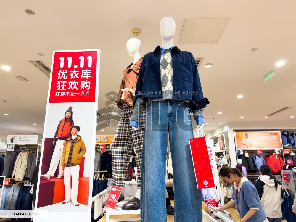 Uniqlo Double 11 Shopping Carnival