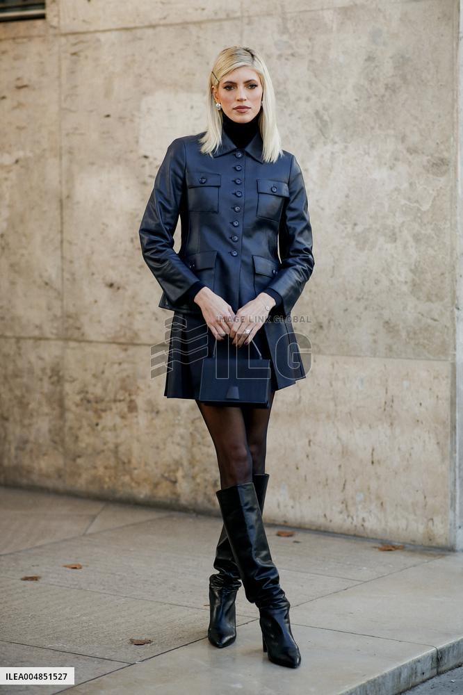 PFW - Akris Street Style