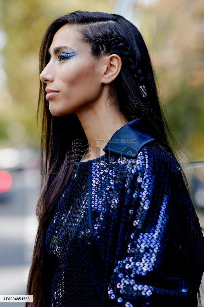 PFW - Akris Street Style