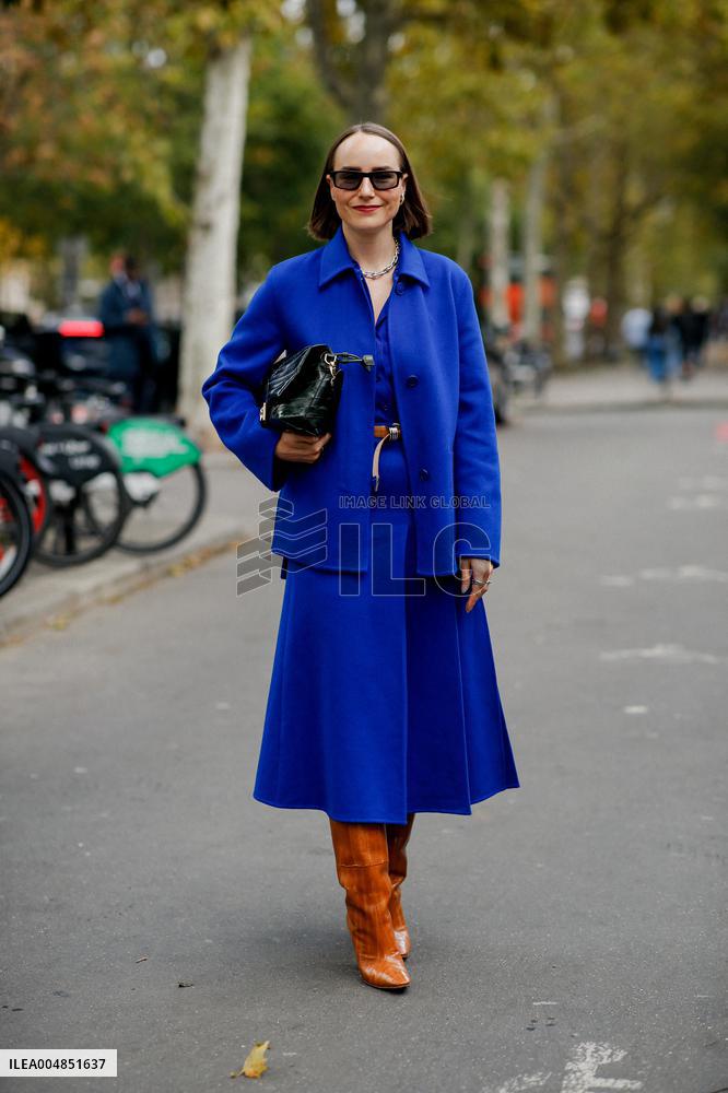 PFW - Akris Street Style
