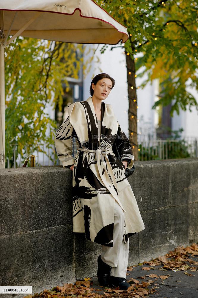 PFW - Akris Street Style