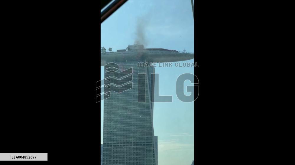 Singapore: Small Fire Breaks Out on Marina Bay Sands Rooftop