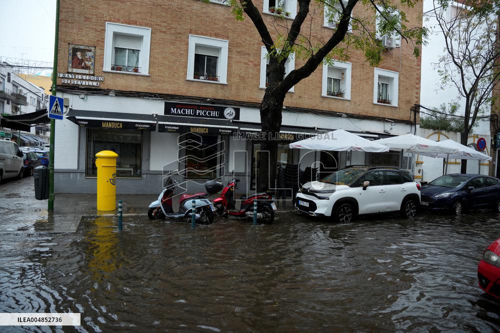 Heavy Rain and Wind in Andalusia - Spain
