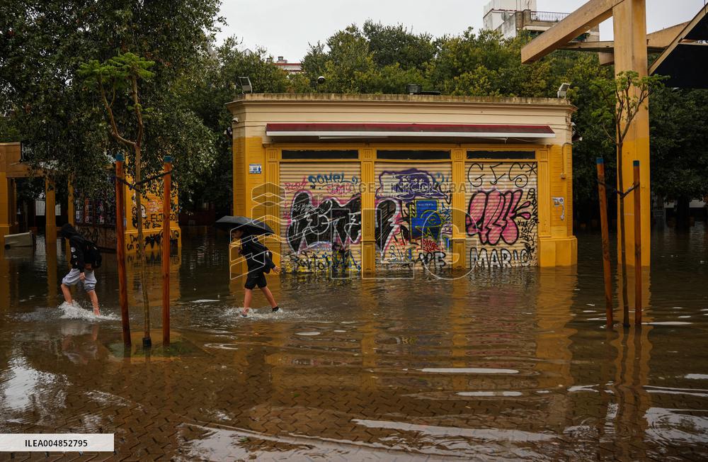 Heavy Rain and Wind in Andalusia - Spain