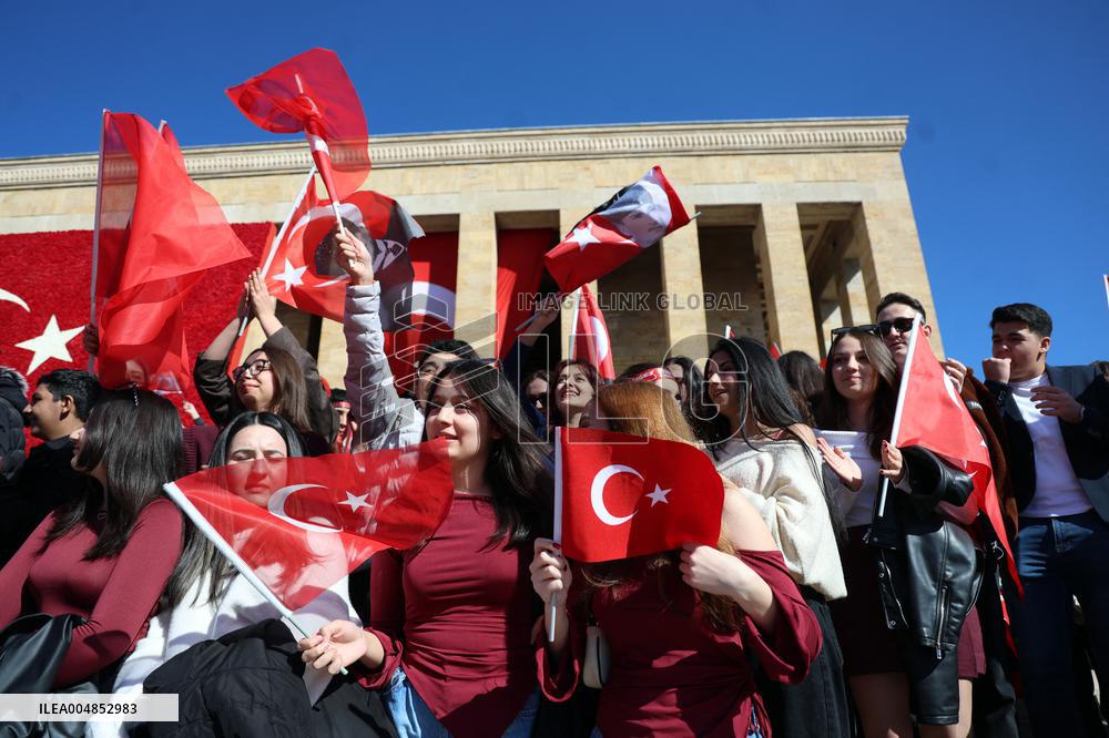Turkish People Celebrate Republic Day