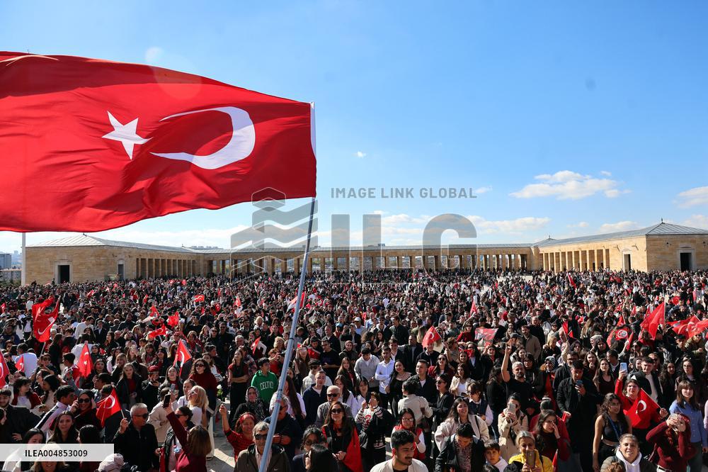 Turkish People Celebrate Republic Day