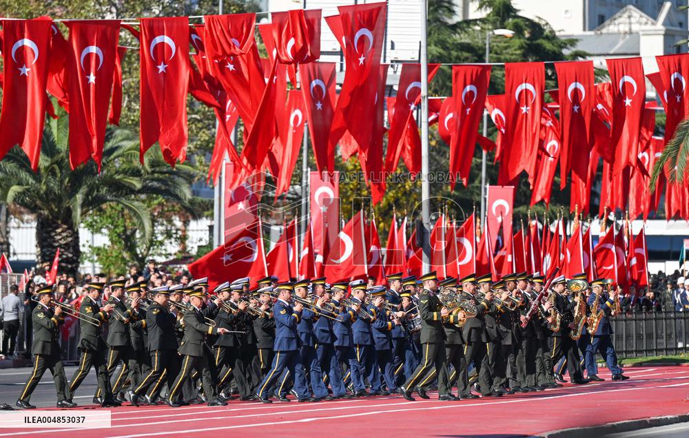 Turkish People Celebrate Republic Day