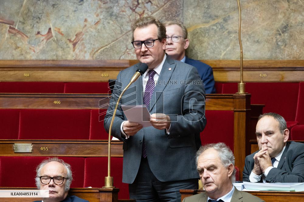 Questions to the government - Paris