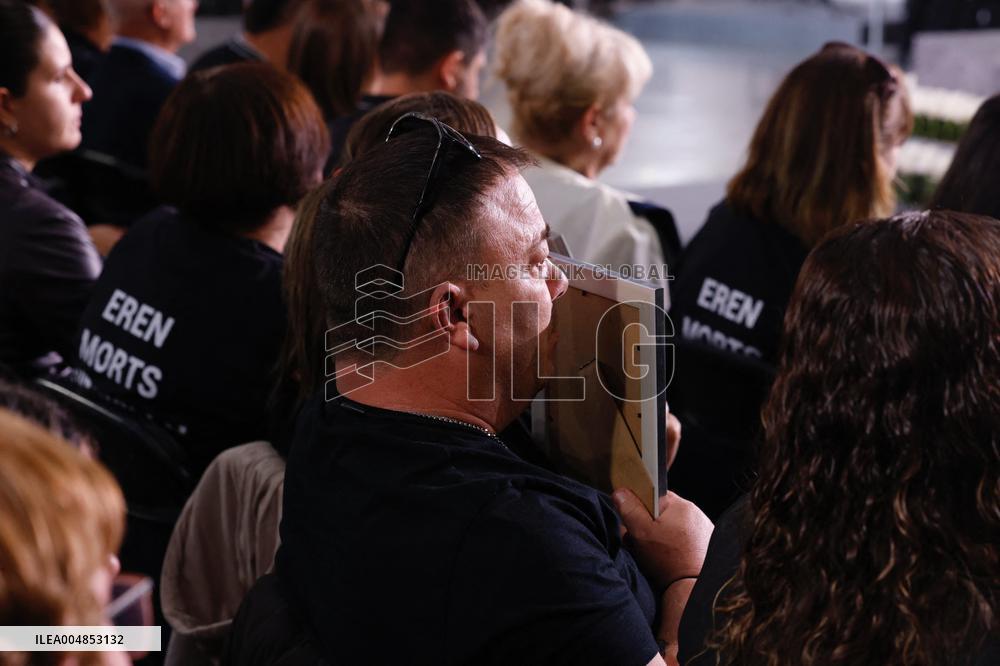 King and Queen of Spain Honor Disaster Victims - Valencia