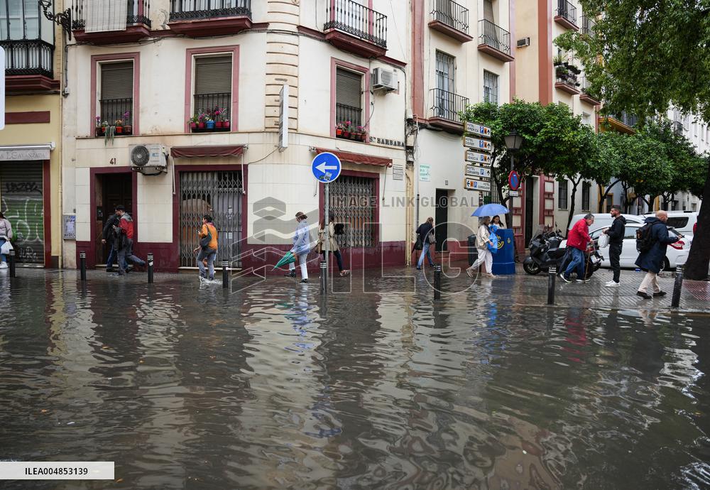 Heavy Rain and Wind in Andalusia - Spain