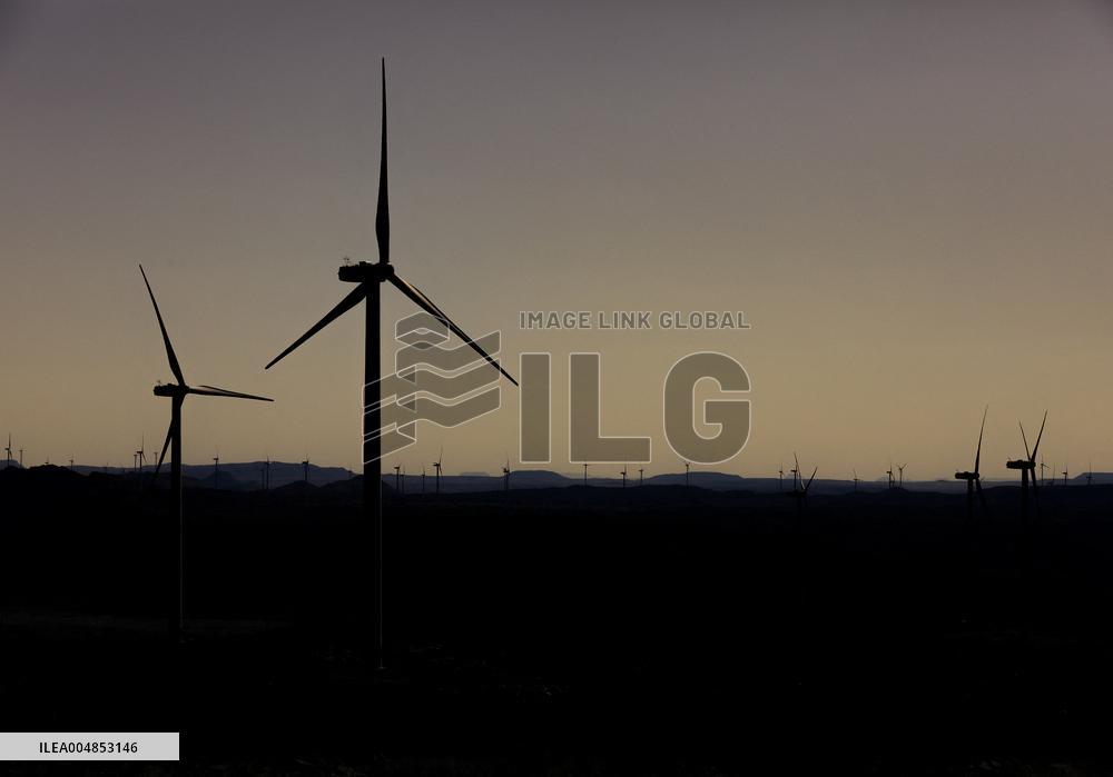 China Invests In Wind Power Project - De Aar