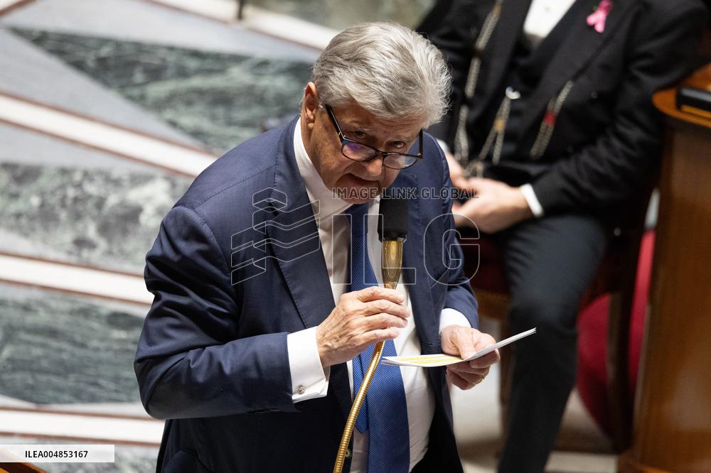 Questions to the government - Paris