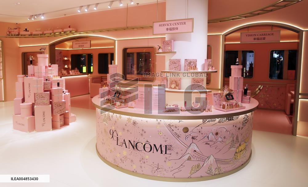 LANCOME  90th Anniversary Pop-up Store